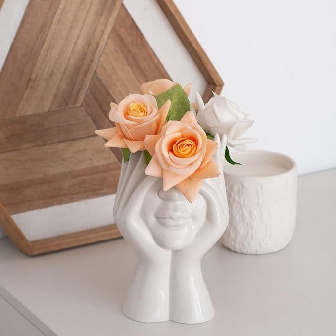 Aesthetic Face Vase – Elegant Ceramic Décor Accent