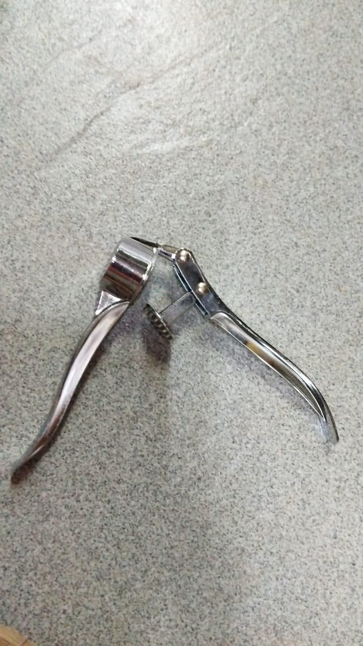 Aluminum Garlic Crusher & Ginger Mincer – Rust‑Free, Manual Press