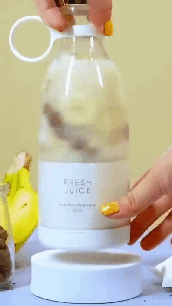 Electric Portable Mini Juicer Bottle – Wireless Smoothie Blender